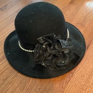 Black felt hat